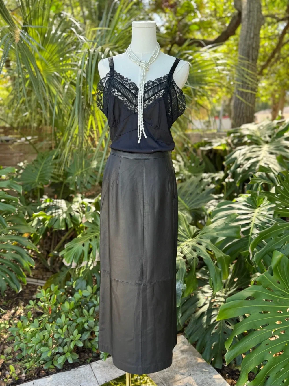 Vintage 1990s Jessica Holbrook Black Leather Midi Skirt